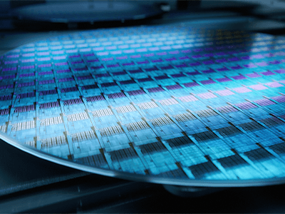 Production of semiconductor chip supported by semiconductor growth in the industry